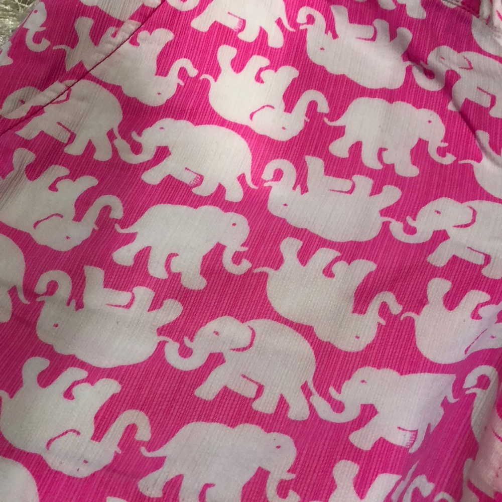Lilly Pulitzer Tusk in Sun buttercup shorts 🐘 ☀️ - Picture 7 of 7